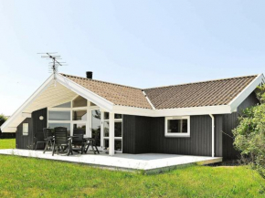  Contemporary Holiday Home in Ebberup with Terrace  Хелнес Бю